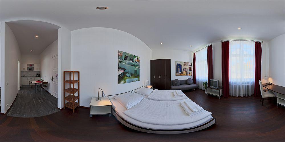 Gls Studio Hotel Берлин Екстериор снимка