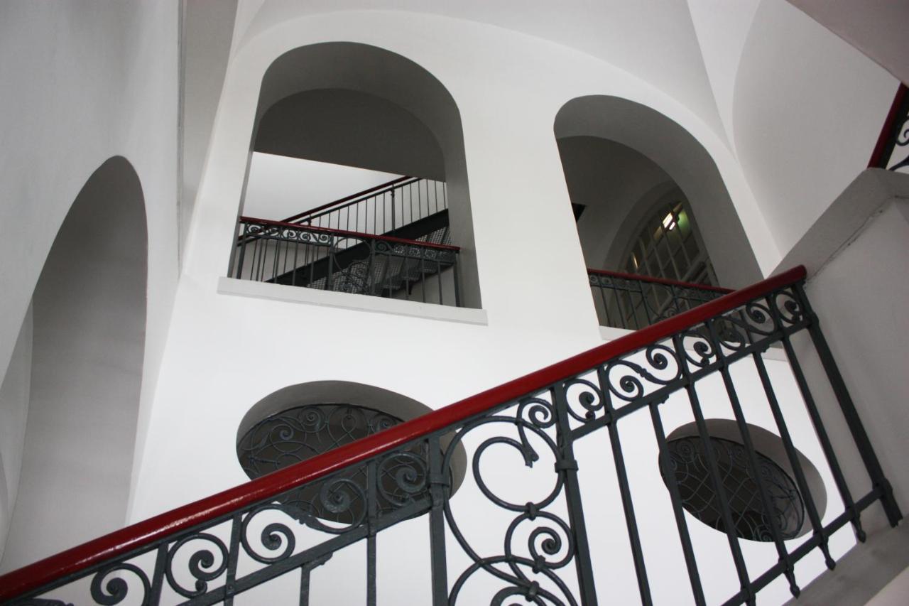 Gls Studio Hotel Берлин Екстериор снимка