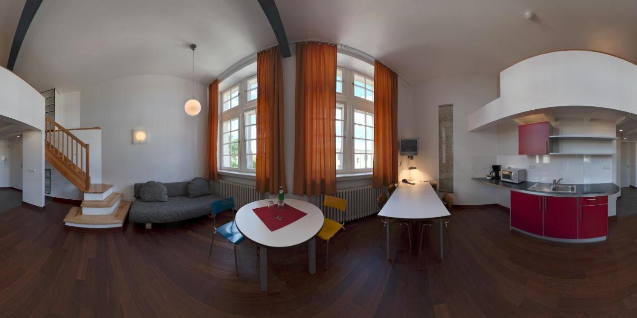 Gls Studio Hotel Берлин Екстериор снимка