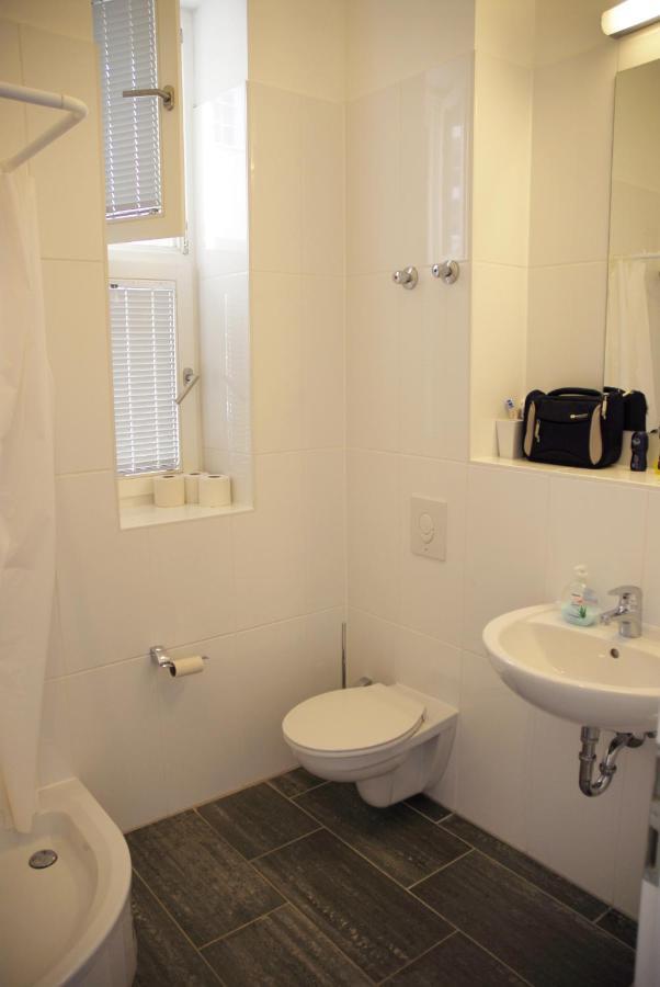 Gls Studio Hotel Берлин Екстериор снимка